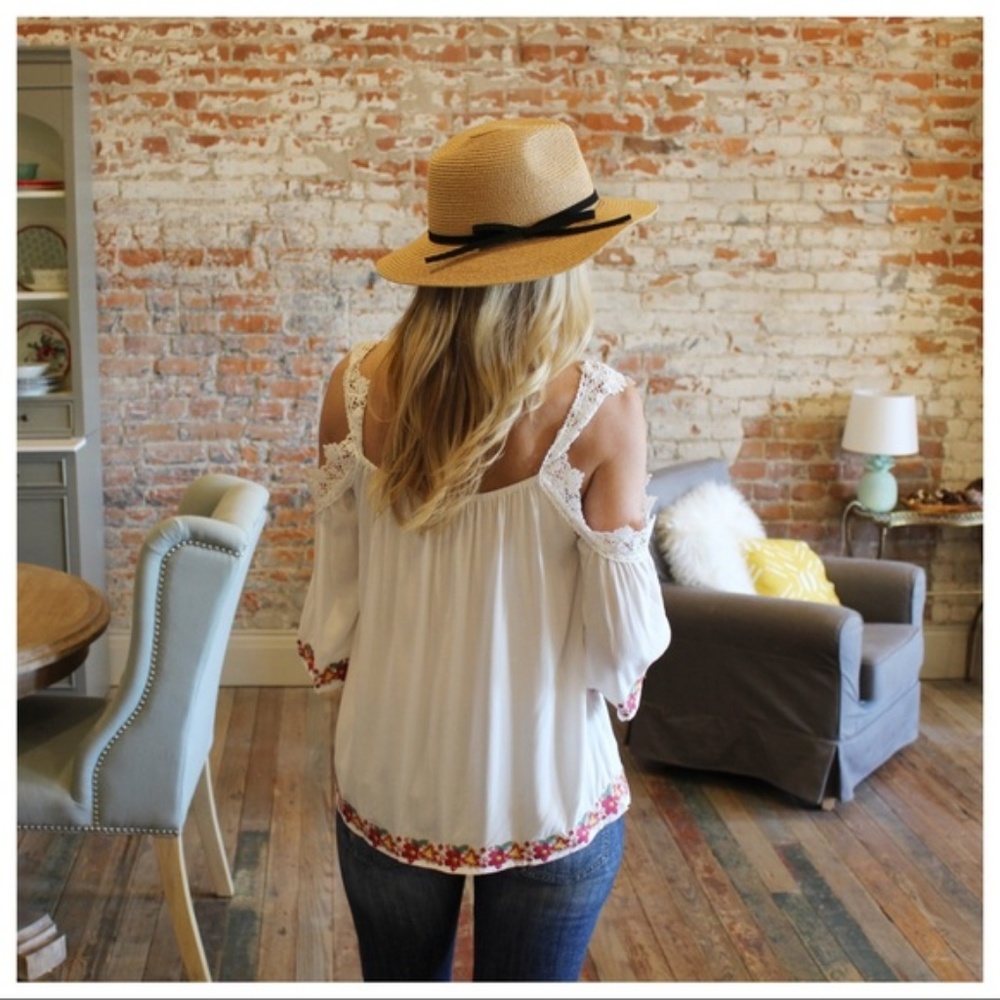 LAST ONE! Ivory Lace Trim Embroidered Top - Picture 2 of 3